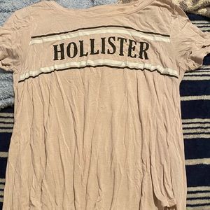 Hollister t-shirt